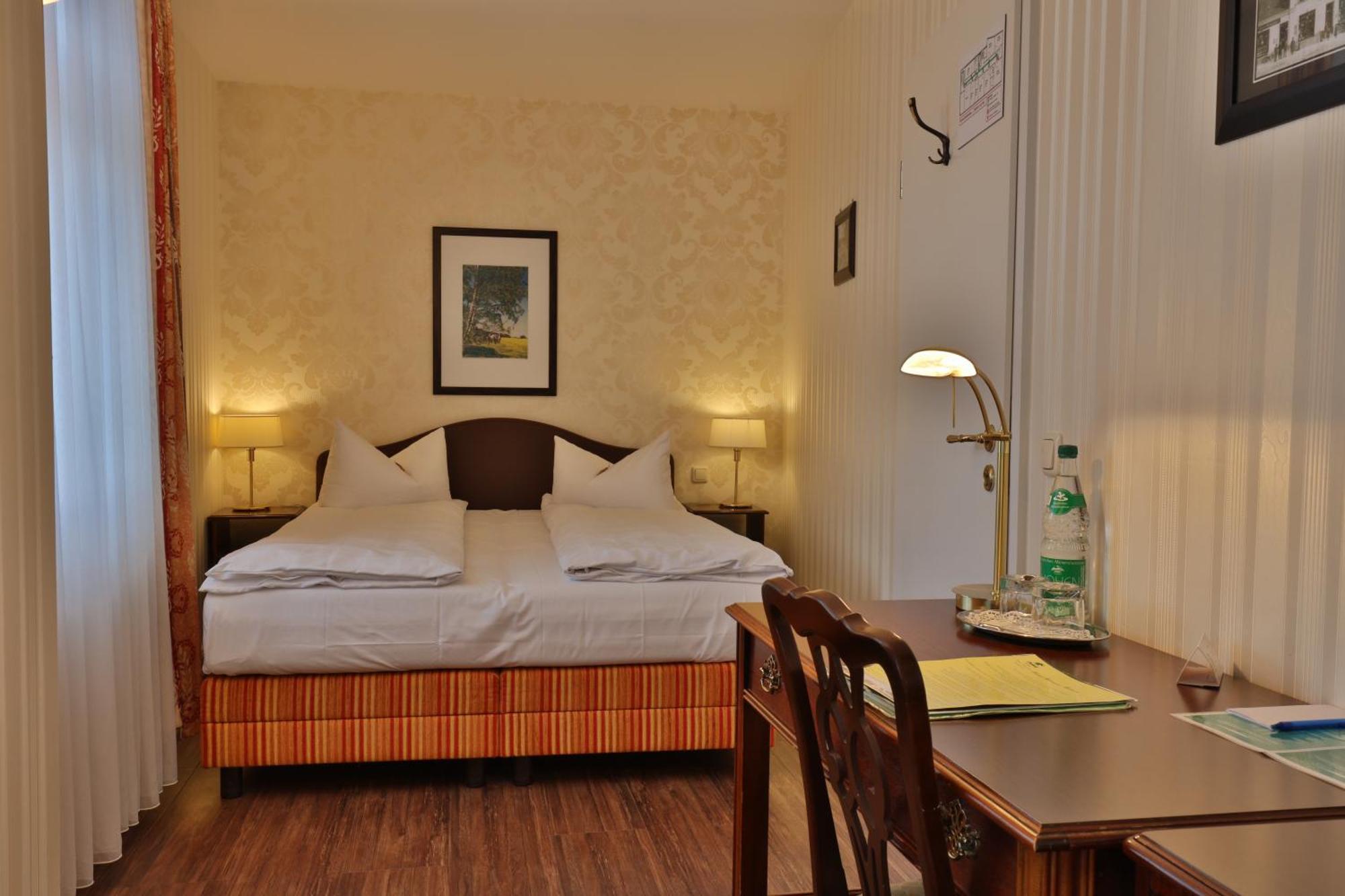 Hotel Elefant Schwerin  Oda fotoğraf