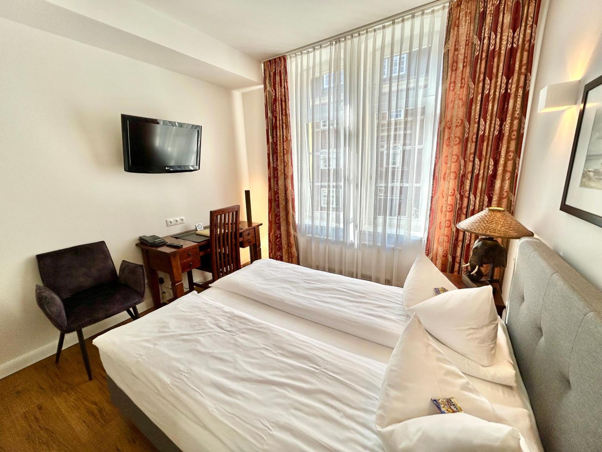 Hotel Elefant Schwerin  Dış mekan fotoğraf