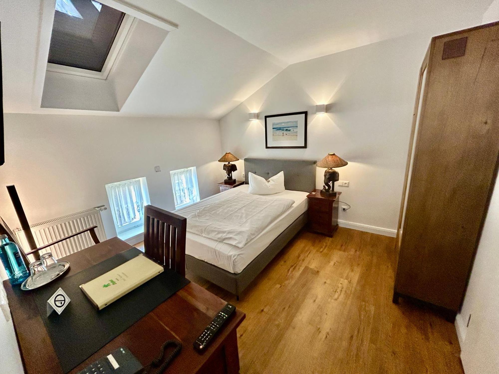 Hotel Elefant Schwerin  Dış mekan fotoğraf