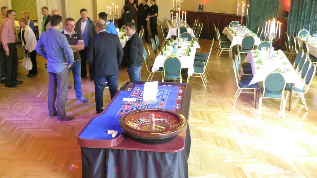 Hotel Elefant Schwerin  Dış mekan fotoğraf
