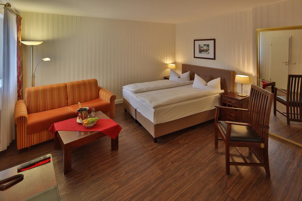 Hotel Elefant Schwerin  Dış mekan fotoğraf