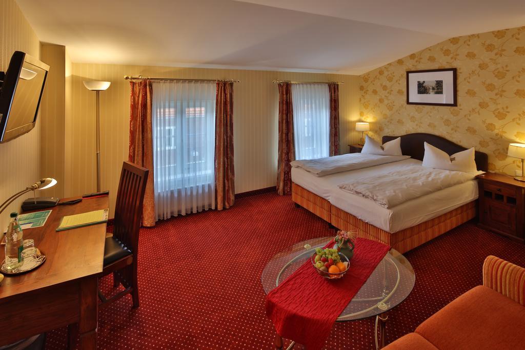 Hotel Elefant Schwerin  Dış mekan fotoğraf